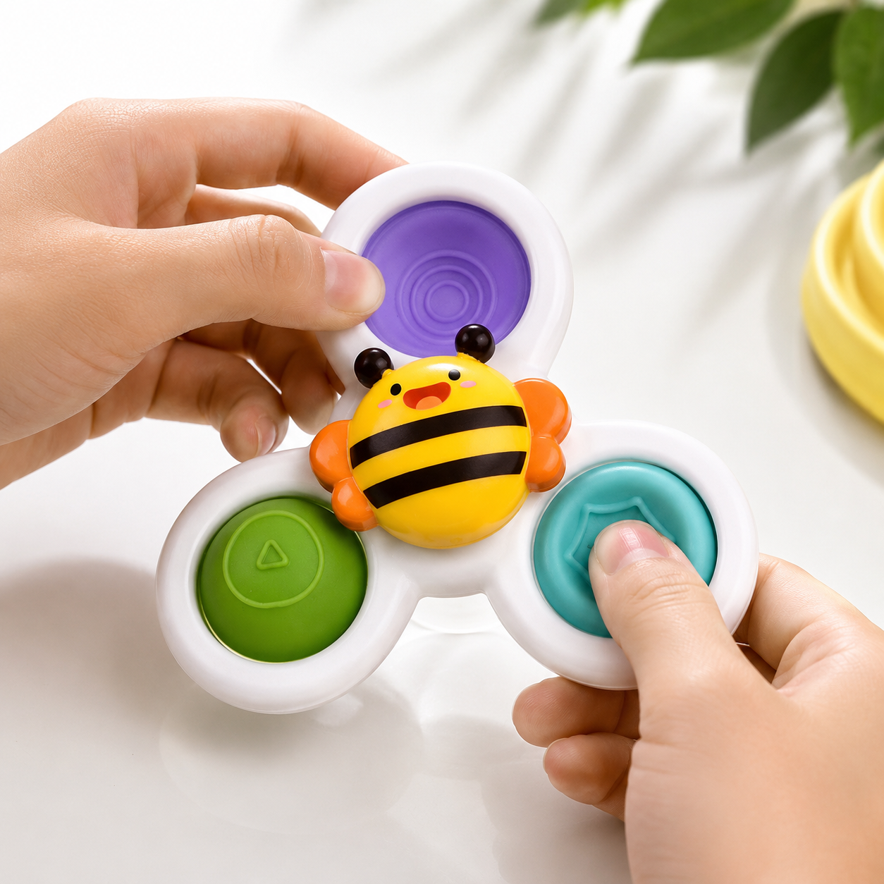 BloomSpin™ Flower Bath Toy